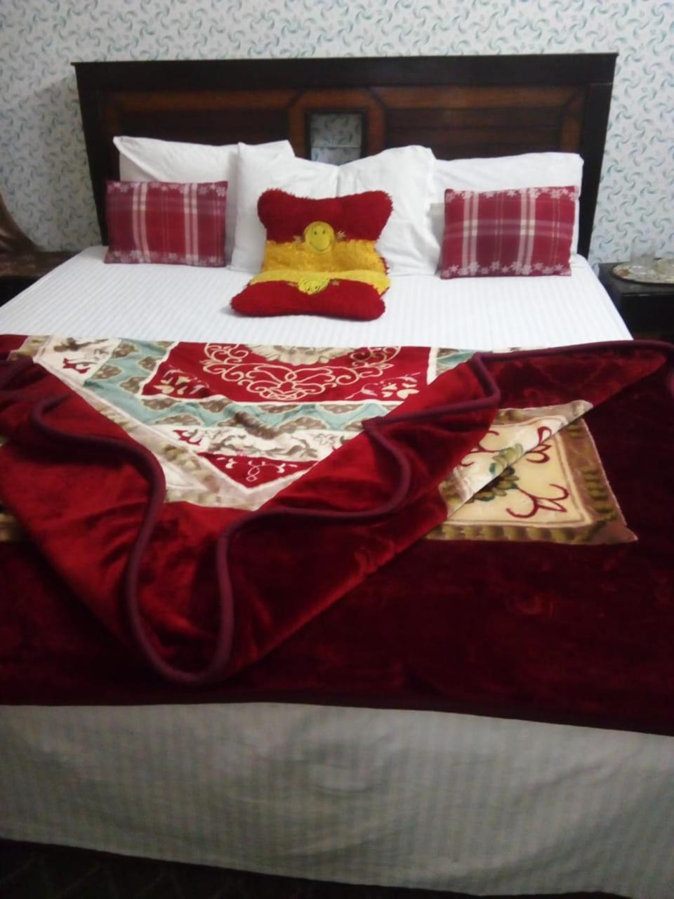 New City Lodges Guesthouse 이슬라마바드 객실 사진