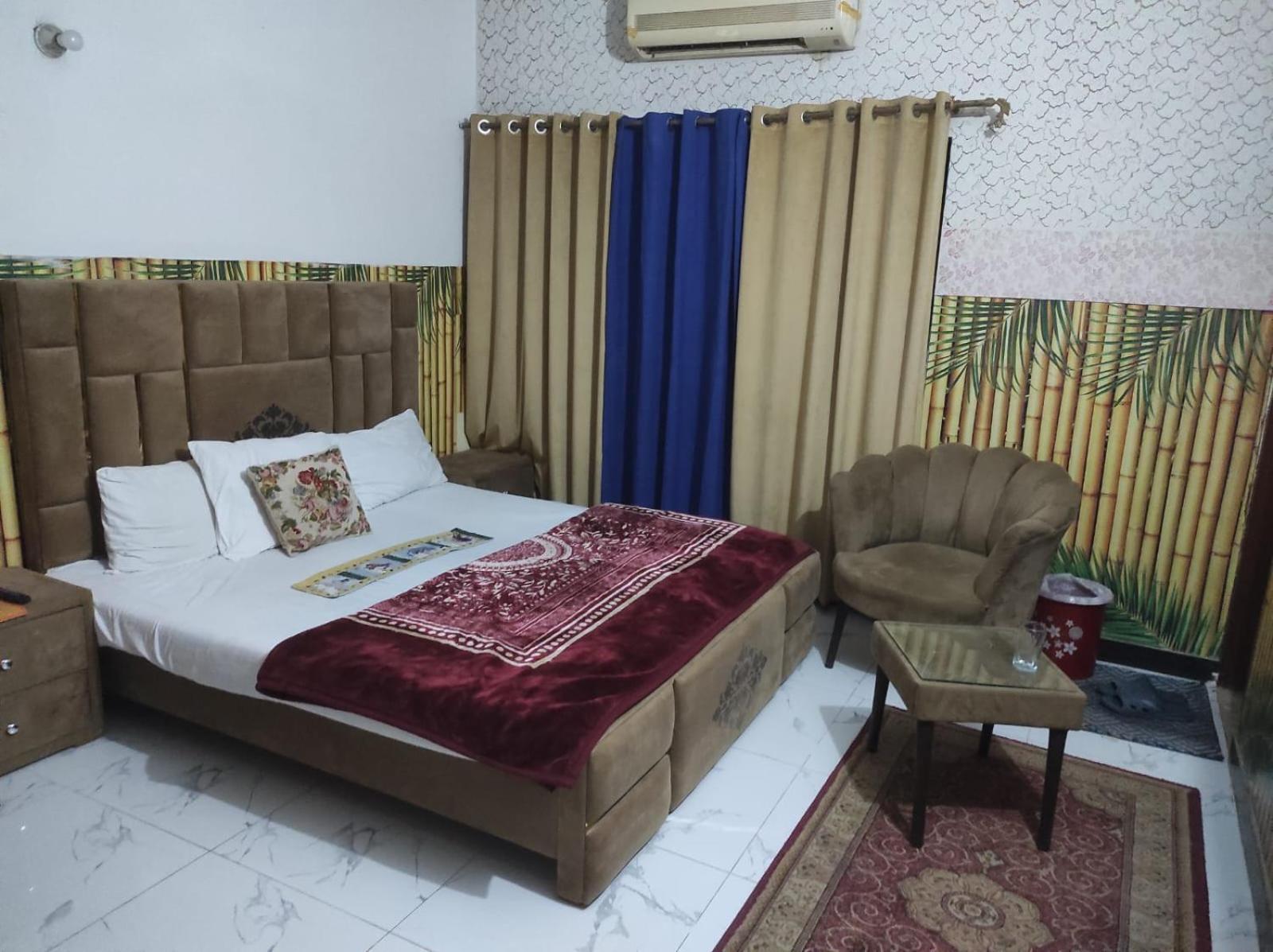 New City Lodges Guesthouse 이슬라마바드 외부 사진